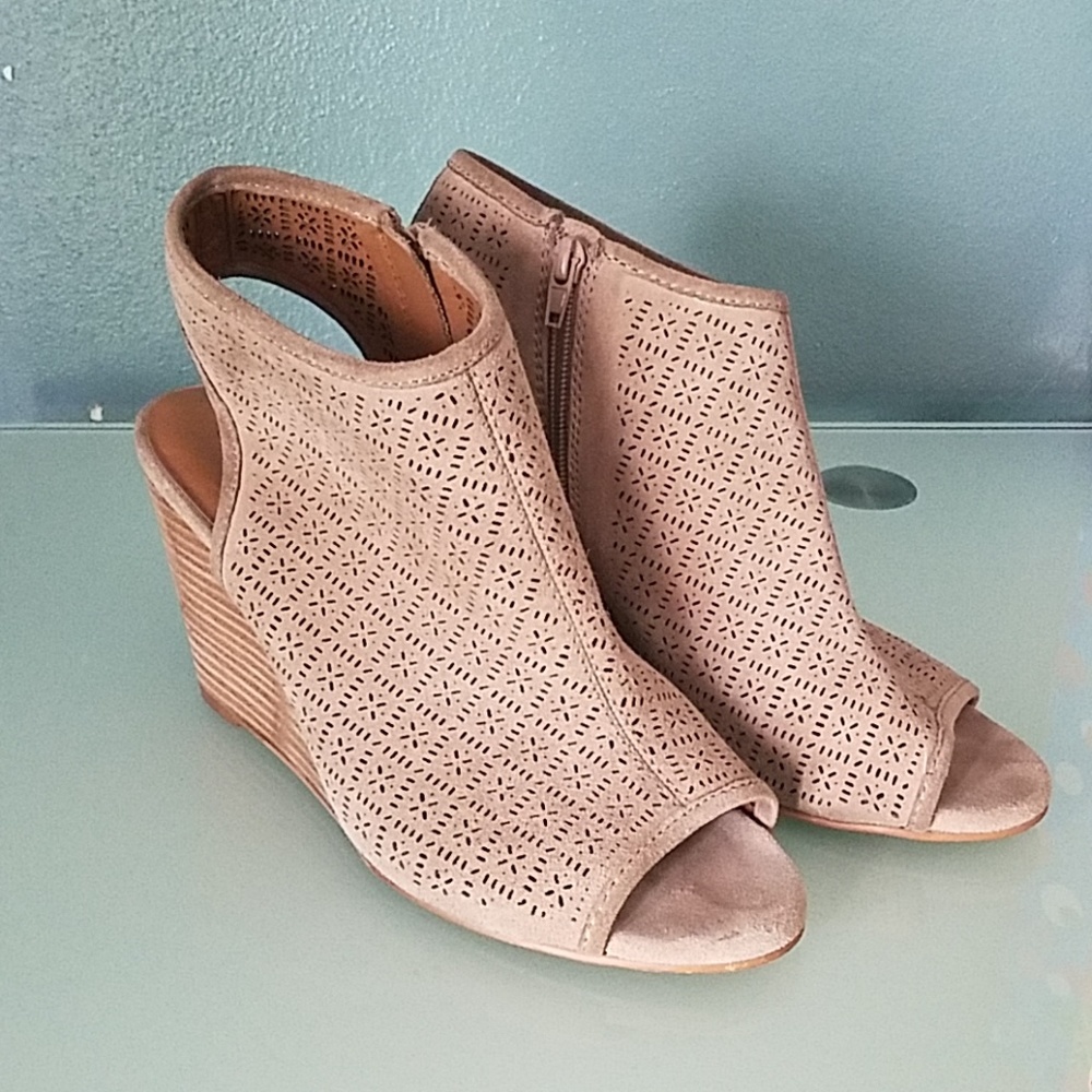 Lucky Brand Reizel Wedges